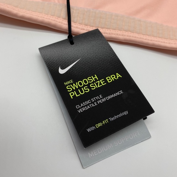 Nike Women's Plus Swoosh Plus Size Sports Bra Size 1X - Picture 6 of 7